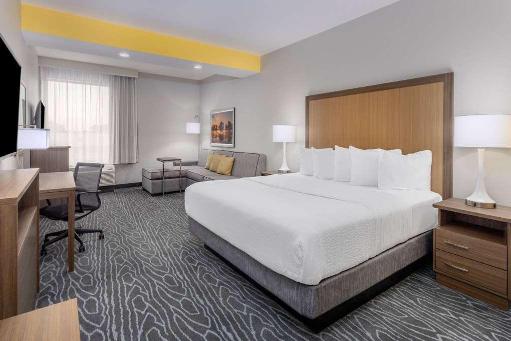 La Quinta Inn & Suites By Wyndham Valdosta Quarto foto